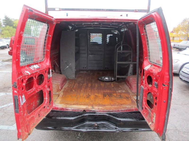 Used 2010 Ford E-150 and Econoline 150 RWD image 6