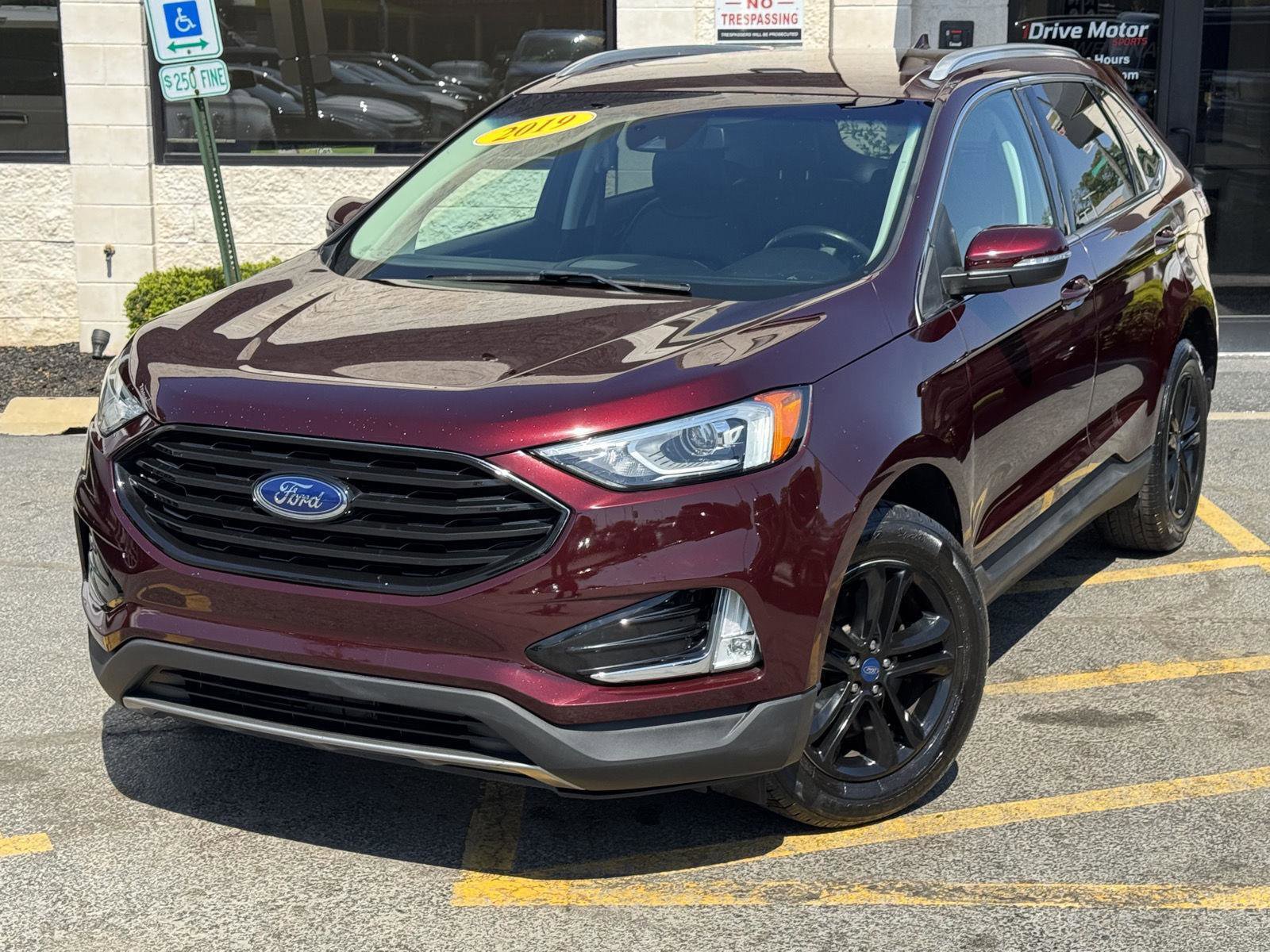 Used 2019 Ford Edge SEL w/ Equipment Group 201A AWD/4WD image 4