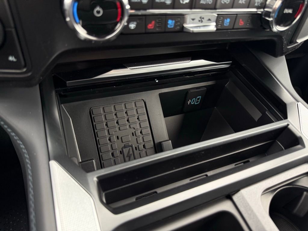 New 2026 Ford F250 Platinum image 19