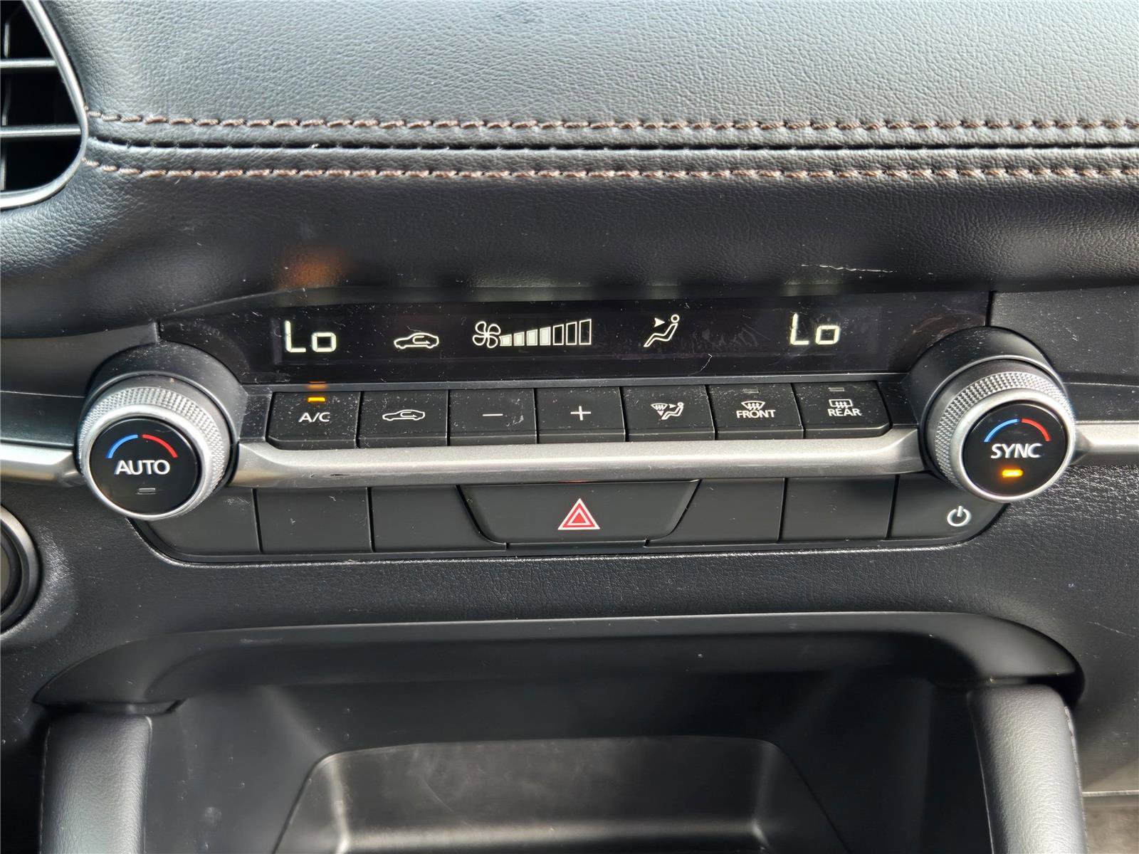 Used 2025 MAZDA MAZDA3 s FWD image 16