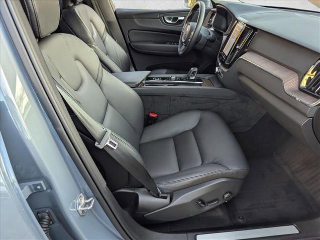 Used 2022 Volvo XC60 T8 Inscription Expression AWD/4WD image 21