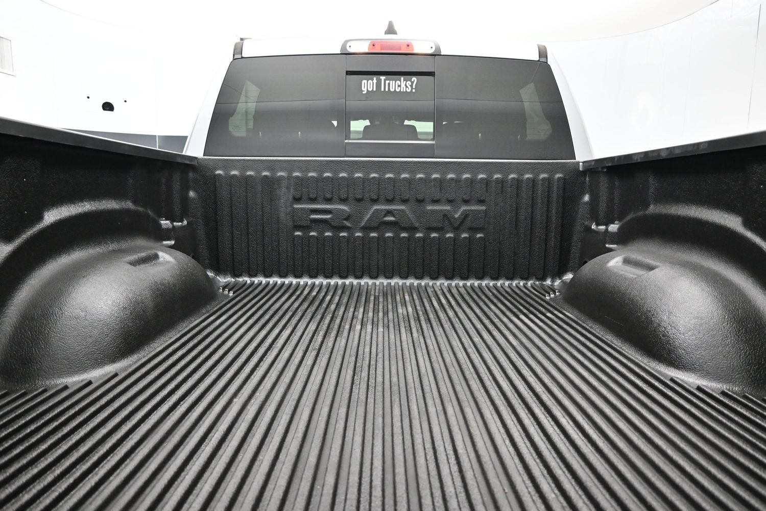 Used 2023 RAM 1500 Big Horn AWD/4WD image 7