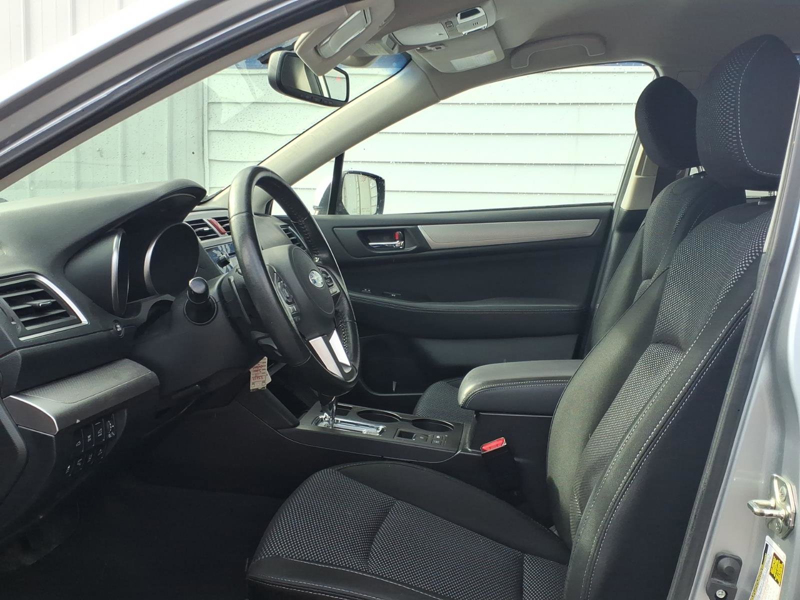 Used 2015 Subaru Outback 2.5i Premium image 8