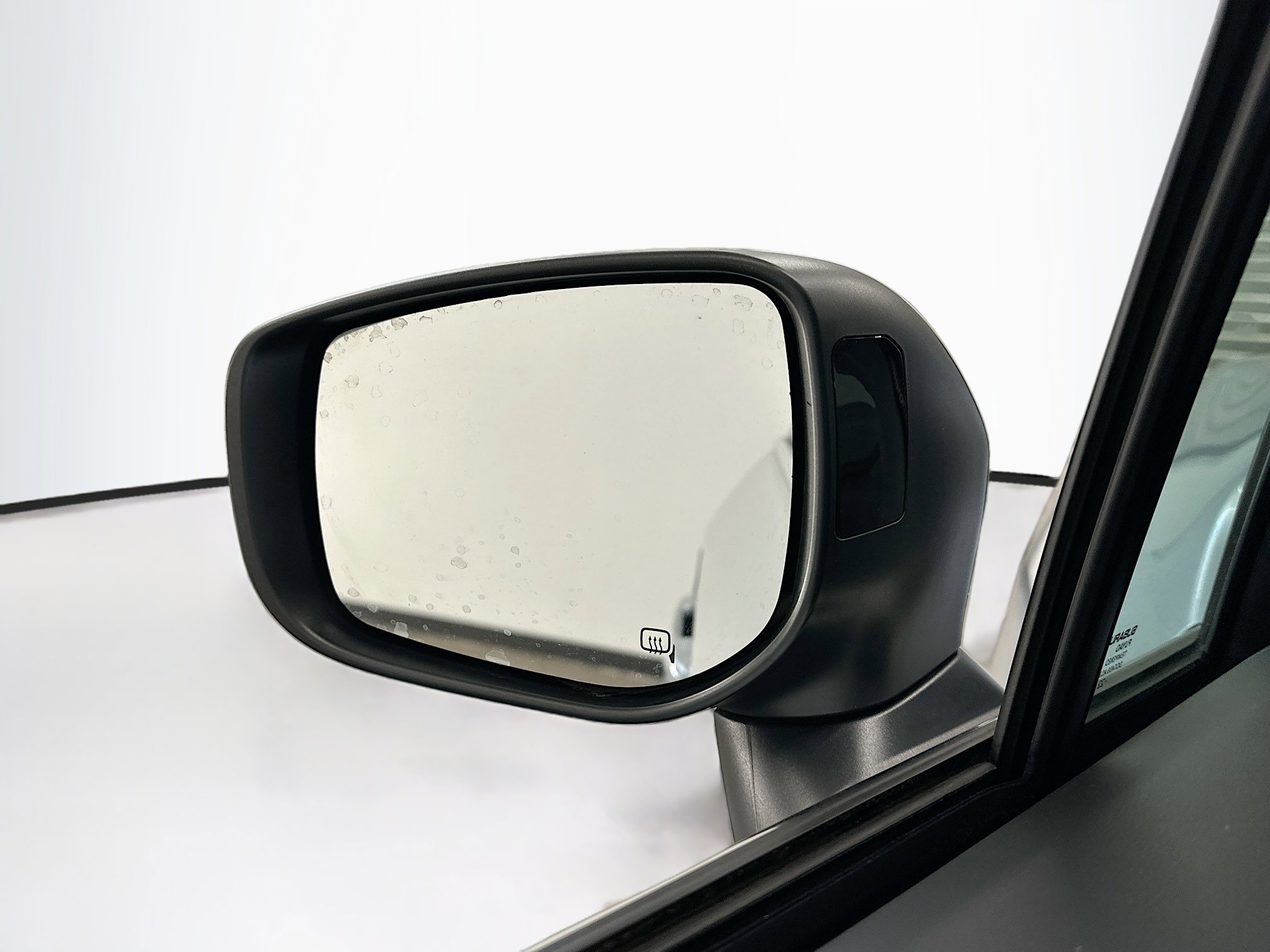 Used 2023 Subaru Ascent Limited w/ Technology Package image 16