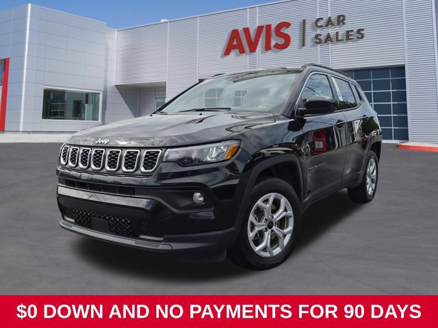 Used 2025 Jeep Compass Latitude w/ Sun & Sound Group AWD/4WD image 1
