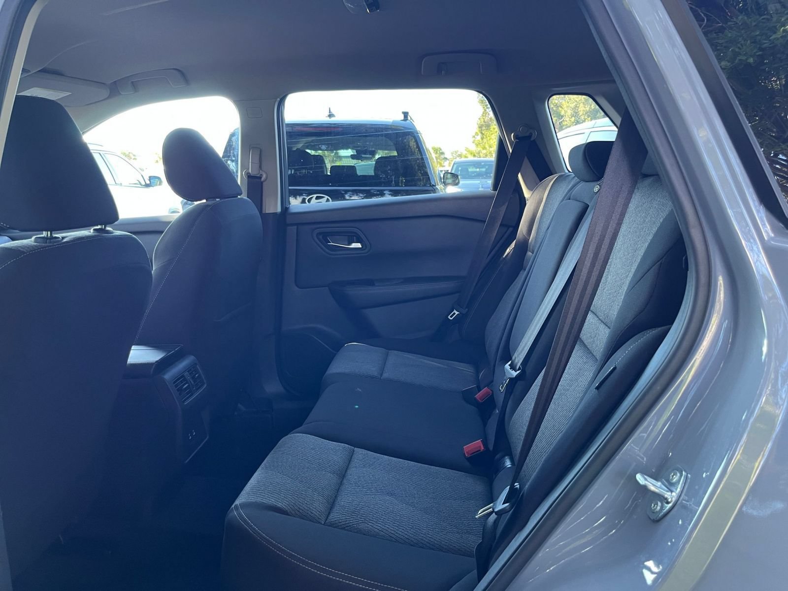 Used 2026 Nissan Rogue SV FWD image 26