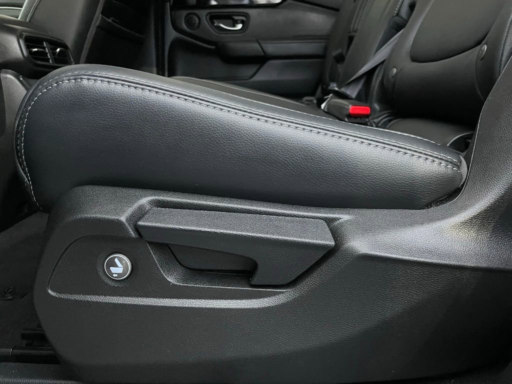 Certified 2024 Honda Pilot EX-L image 39