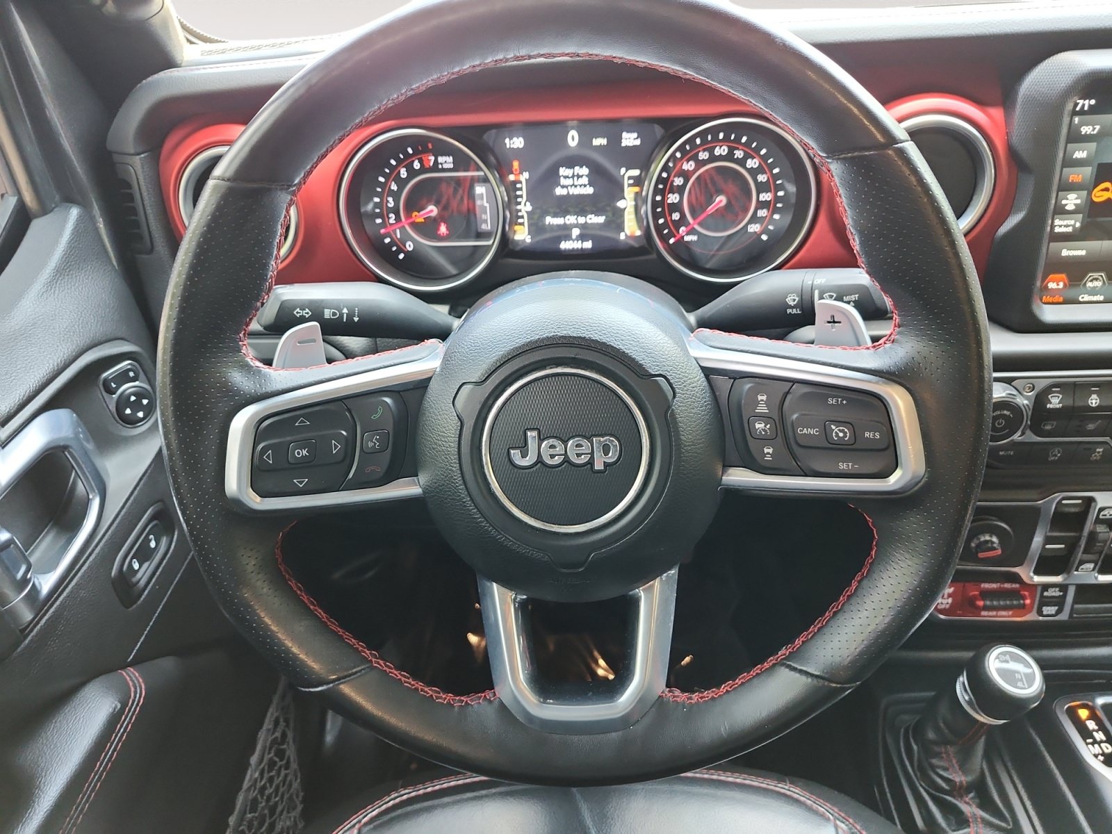 Used 2021 Jeep Gladiator Rubicon AWD/4WD image 12