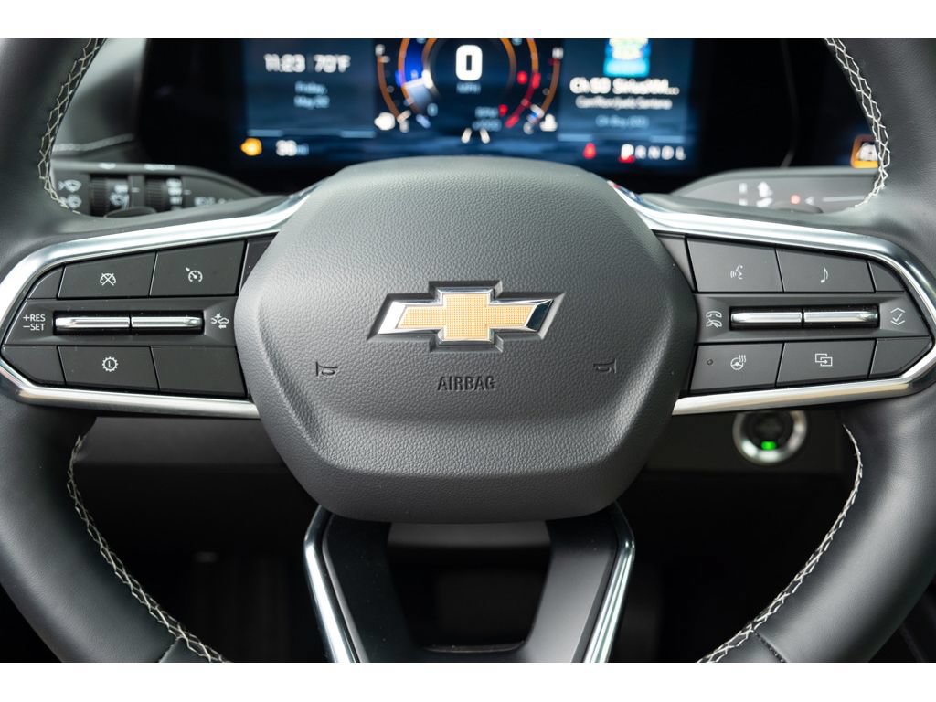 Used 2025 Chevrolet Traverse LT w/ Sun and Wheel Package FWD image 18