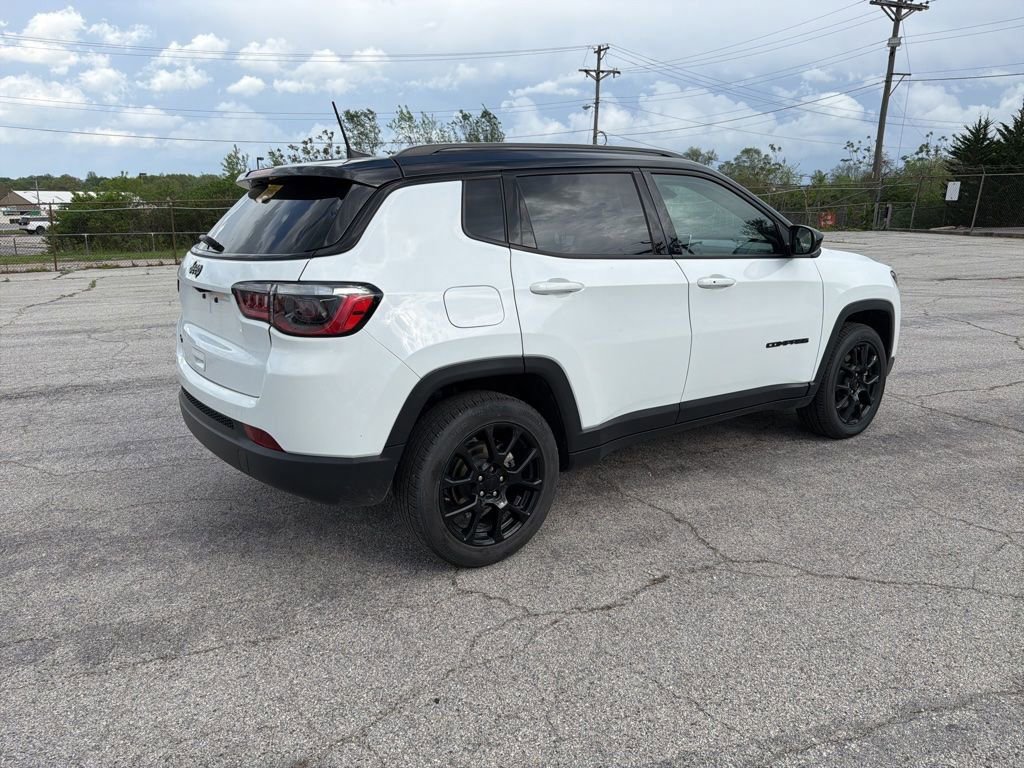 Used 2023 Jeep Compass Altitude image 5