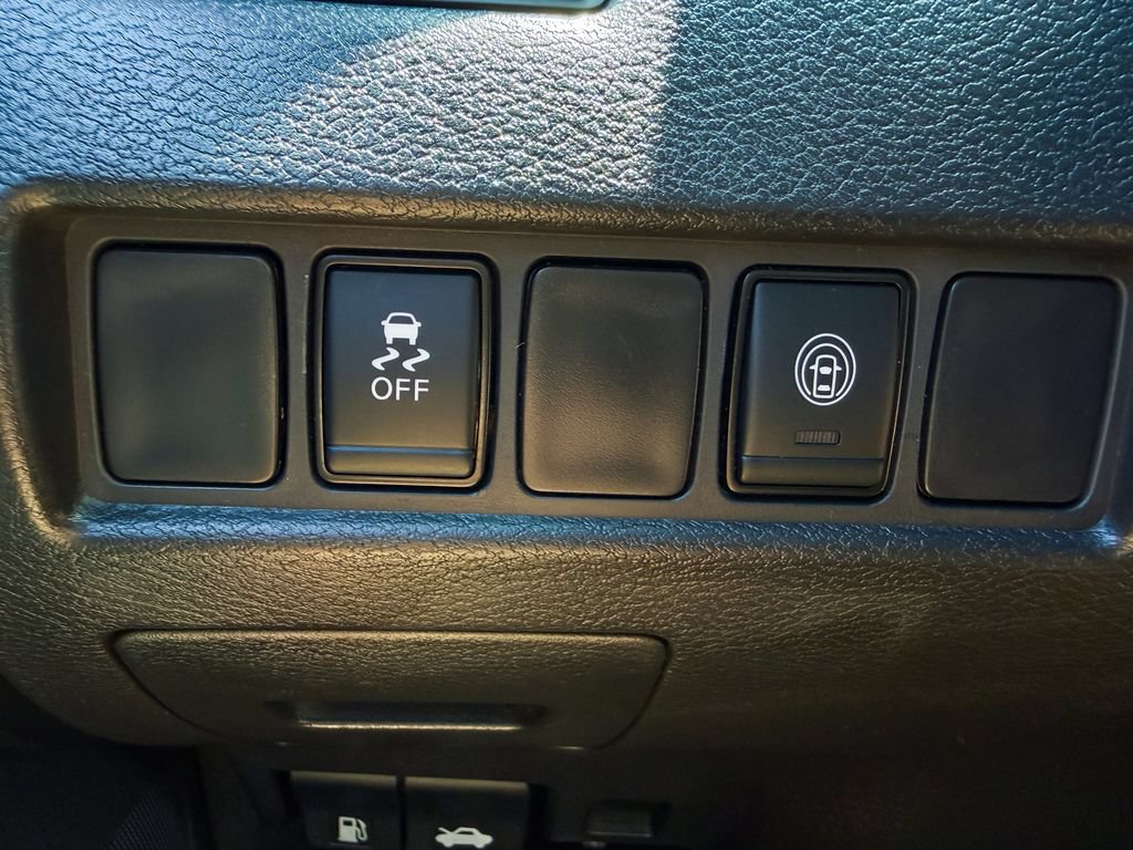 Certified 2022 Nissan Murano SV w/ SV Midnight Edition Package AWD/4WD image 40