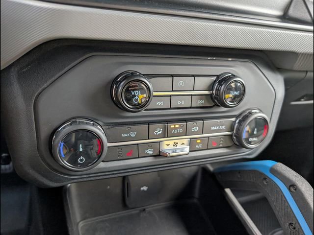 Used 2022 Ford Bronco Black Diamond image 15