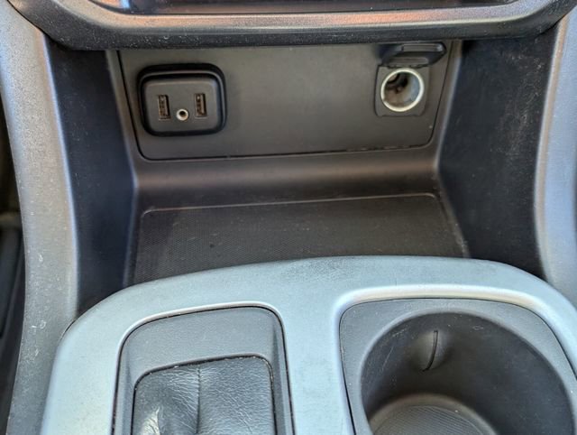 Used 2021 Chevrolet Colorado LT image 30