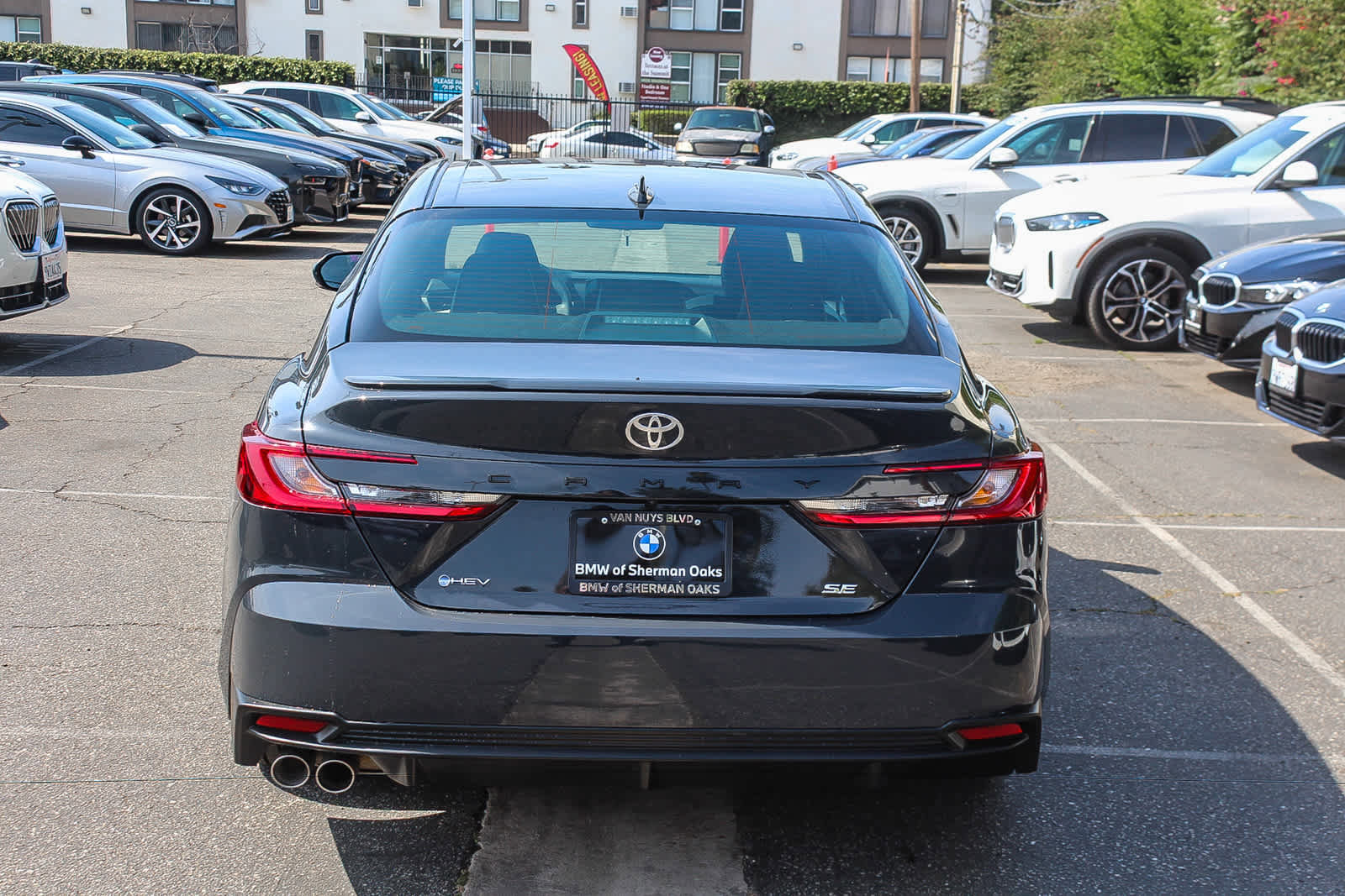Used 2026 Toyota Camry SE FWD image 9