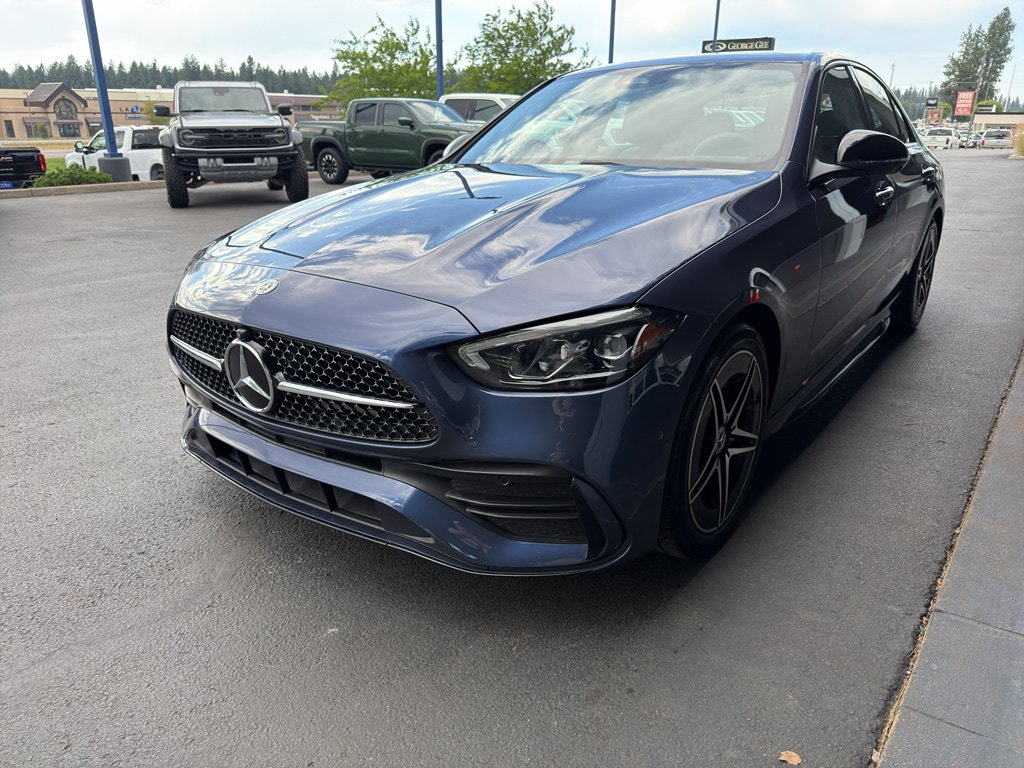 Used 2024 Mercedes-Benz C 300 4MATIC Sedan image 3