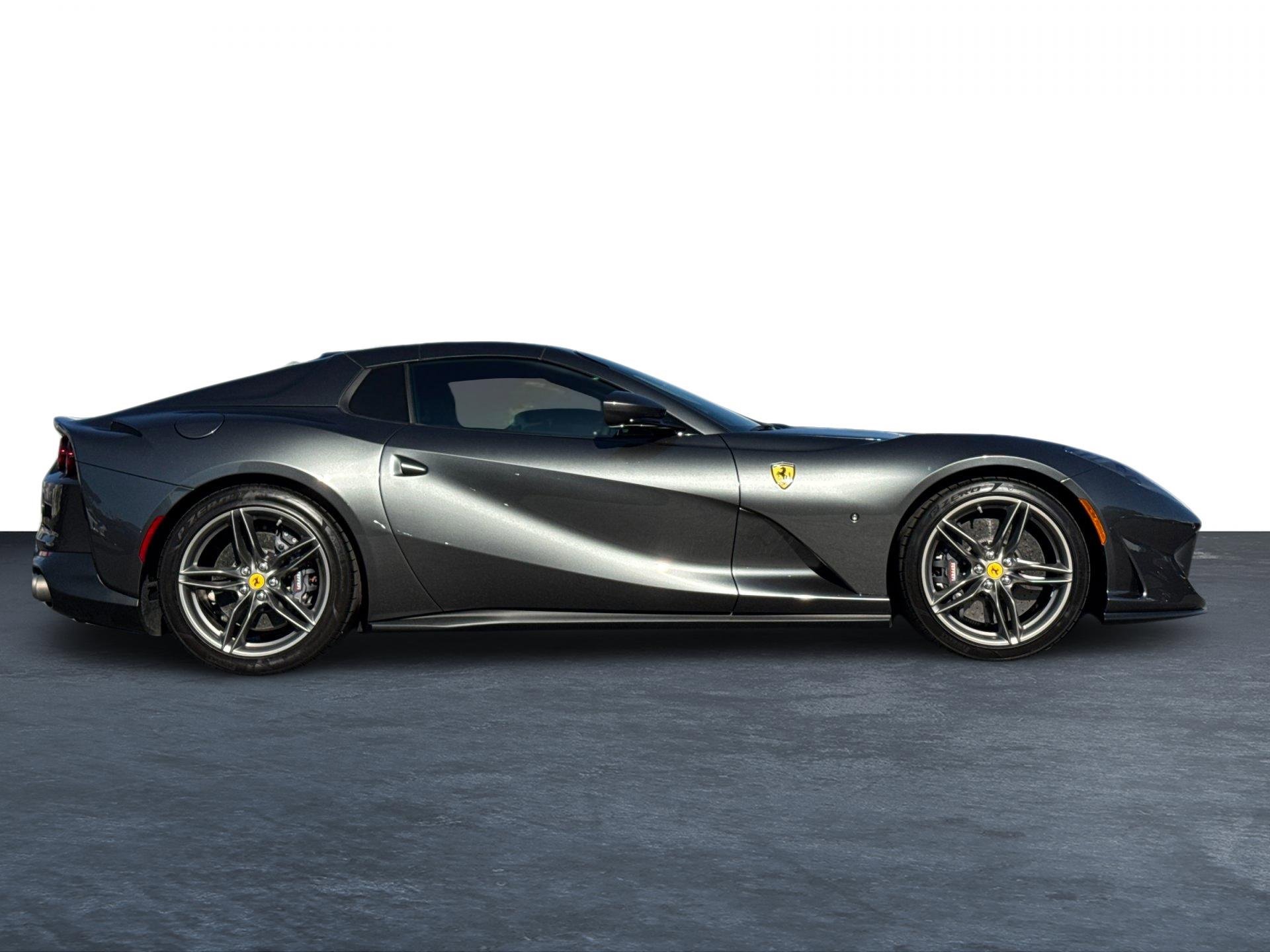 Used 2022 Ferrari 812 GTS image 7