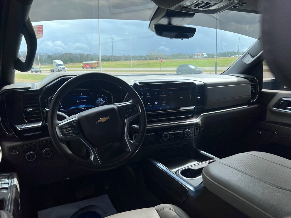 Used 2024 Chevrolet Silverado 3500 LTZ w/ LTZ Plus Package image 21