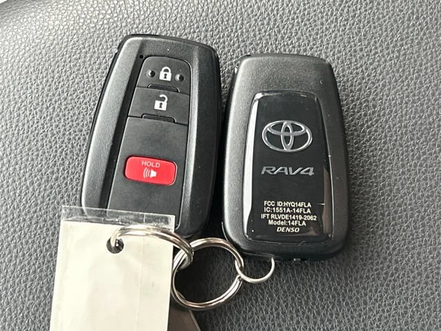 Certified 2025 Toyota RAV4 XLE AWD/4WD image 72