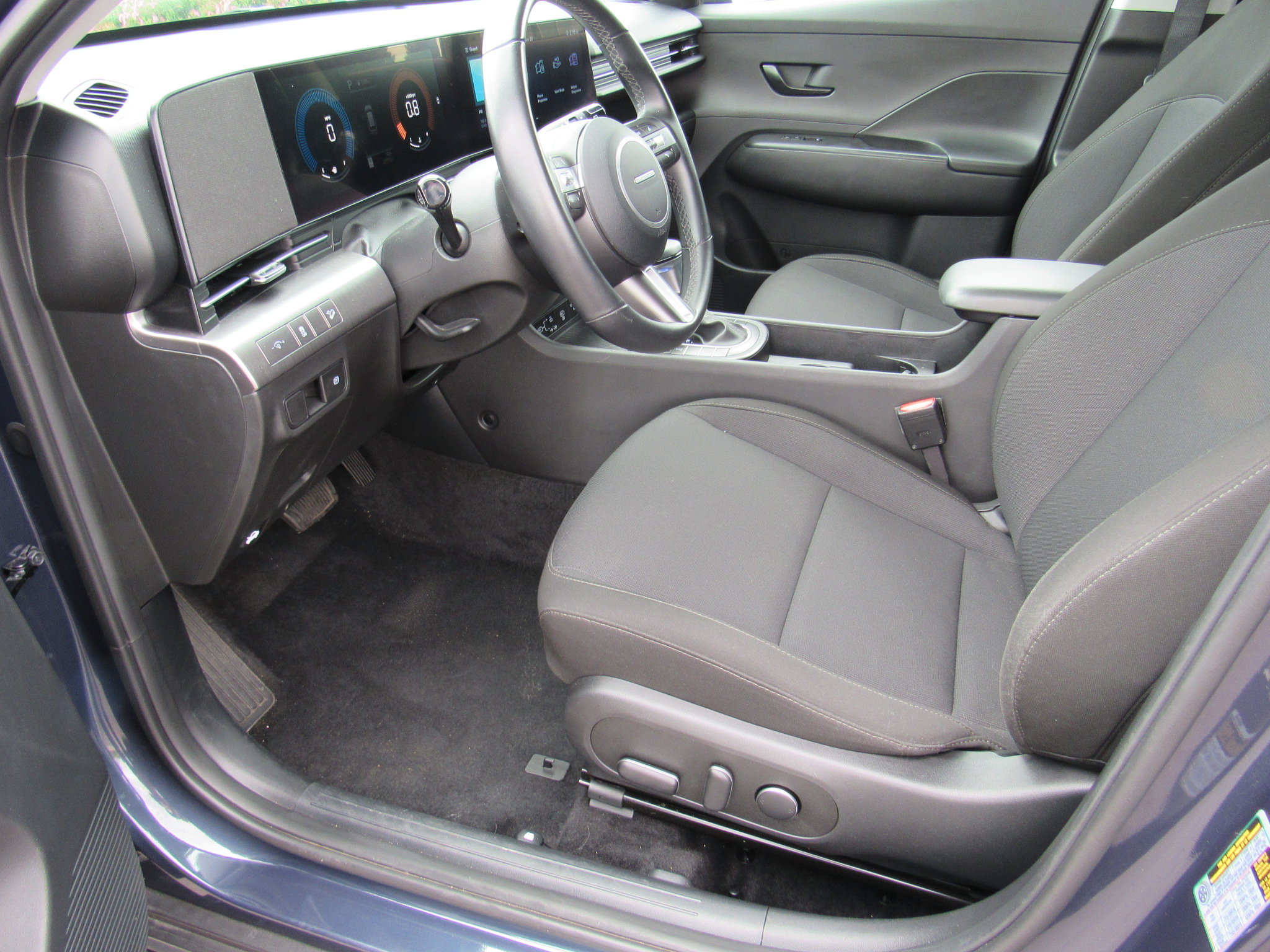 Used 2025 Hyundai Kona SEL AWD/4WD image 14
