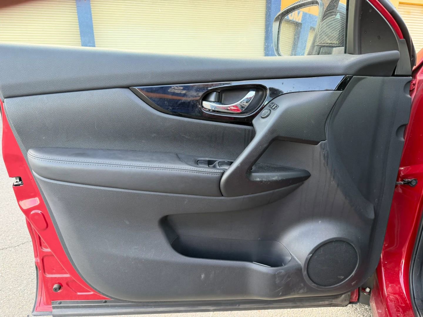 Used 2017 Nissan Rogue Sport SV FWD image 9