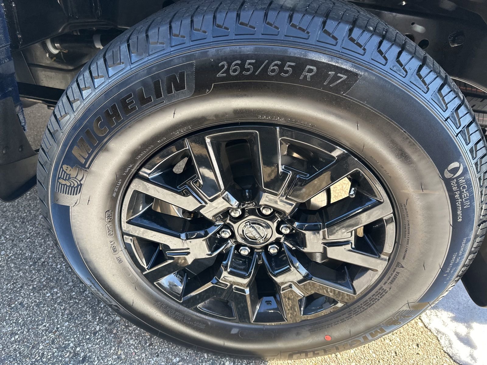 Used 2026 Nissan Frontier SV w/ All-Weather Content Package AWD/4WD image 9