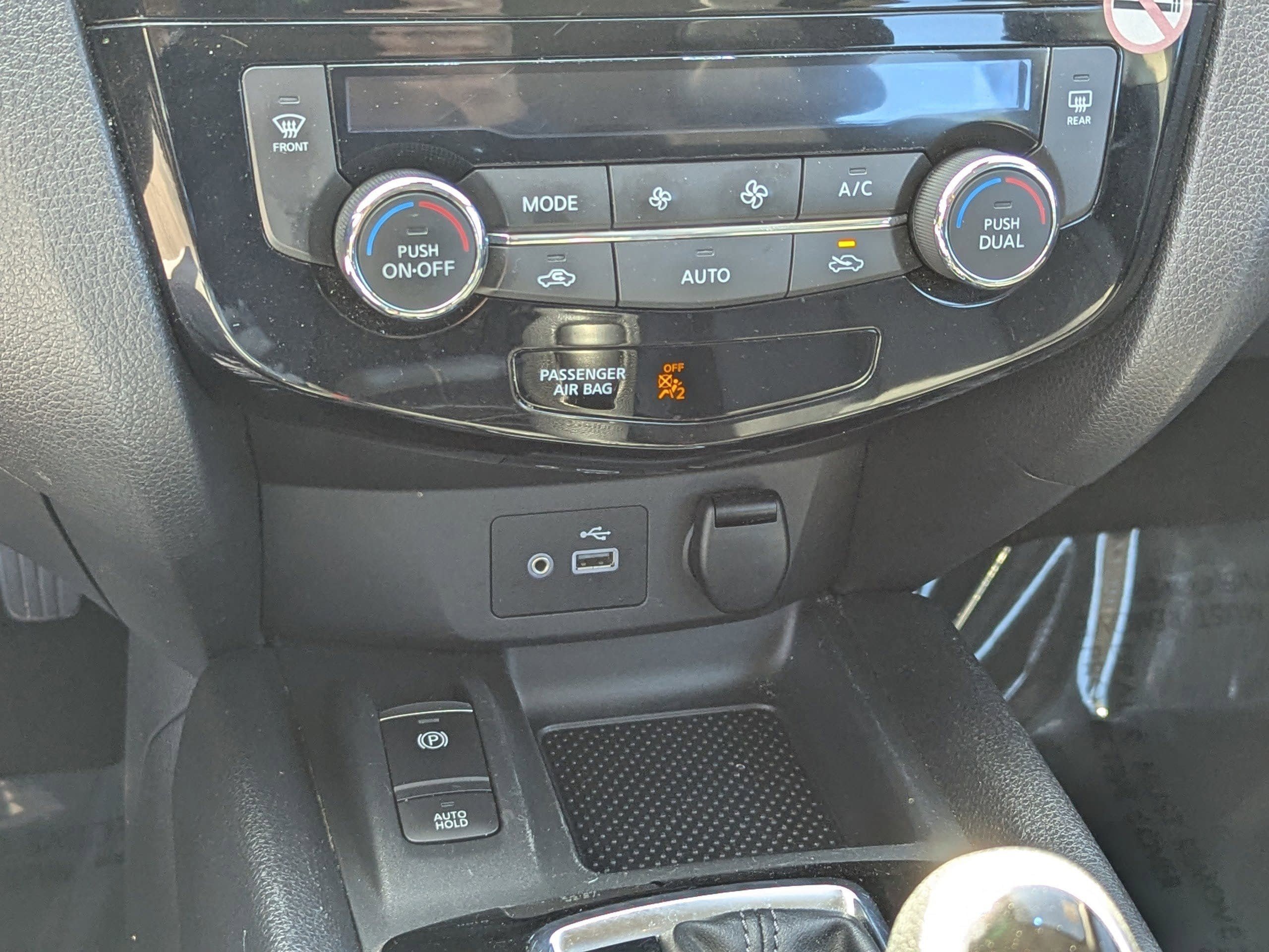 Used 2022 Nissan Rogue Sport SL w/ Premium Package AWD/4WD image 23