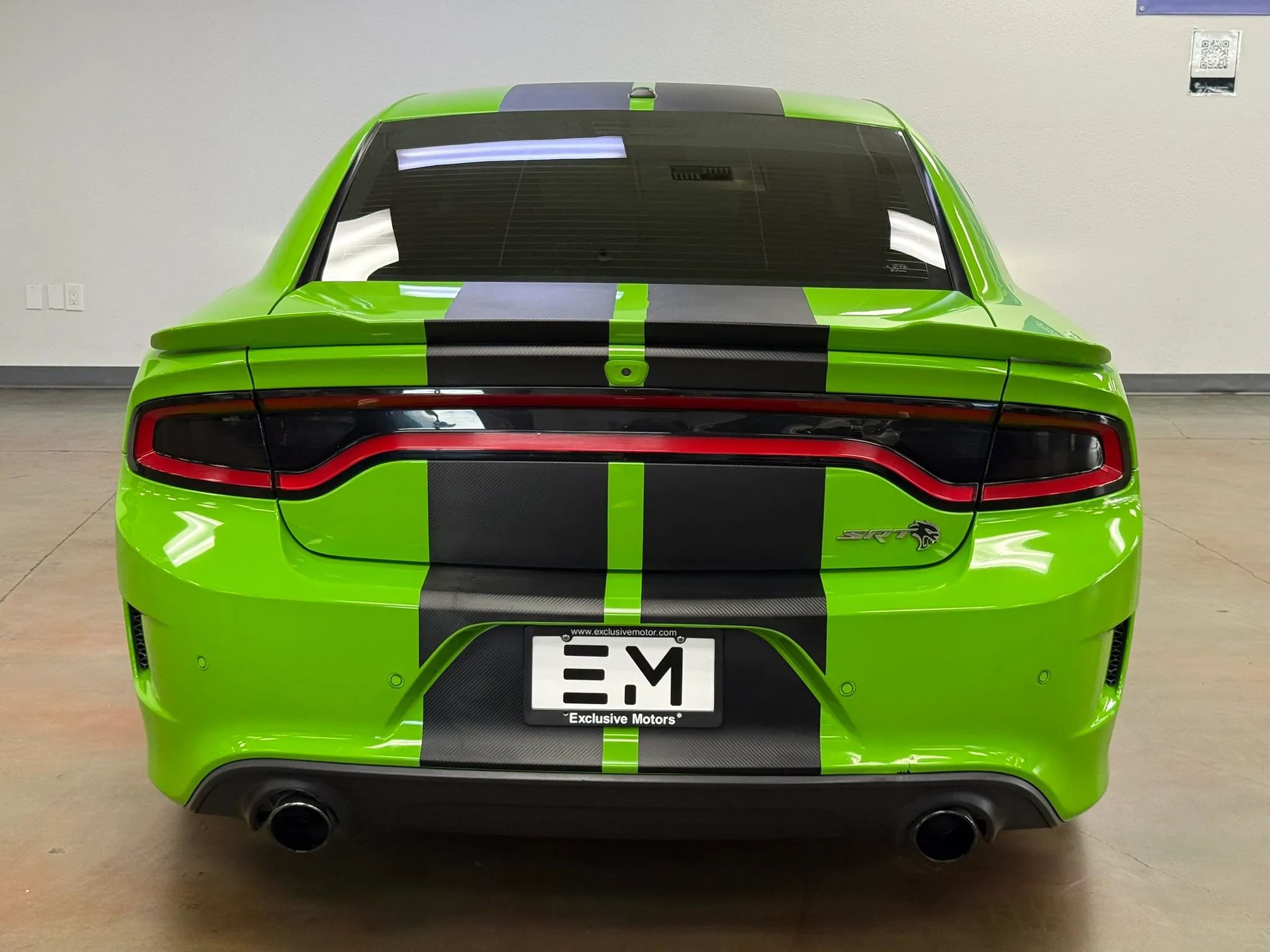 Used 2017 Dodge Charger SRT Hellcat w/ Harman/Kardon Audio Group RWD image 6