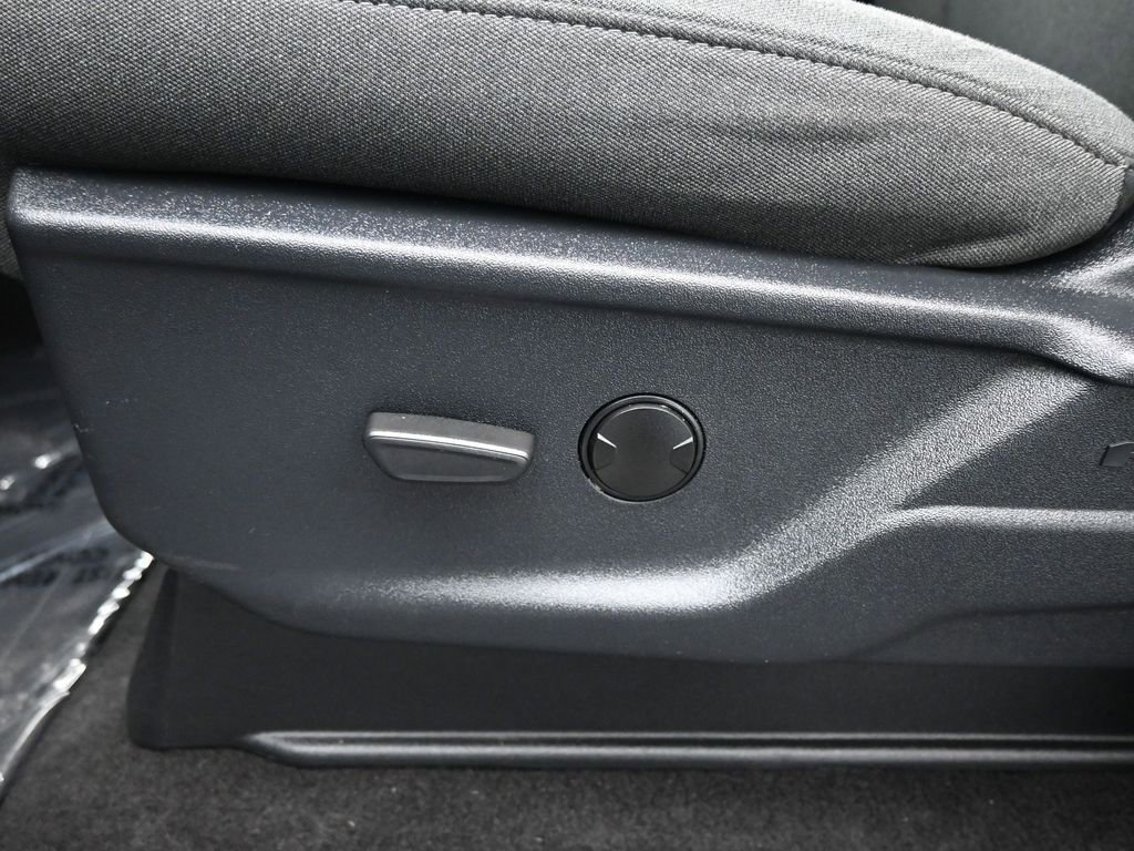 Used 2024 Ford F150 XLT image 11