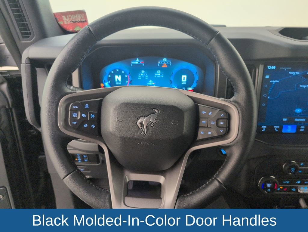Used 2025 Ford Bronco Badlands image 42