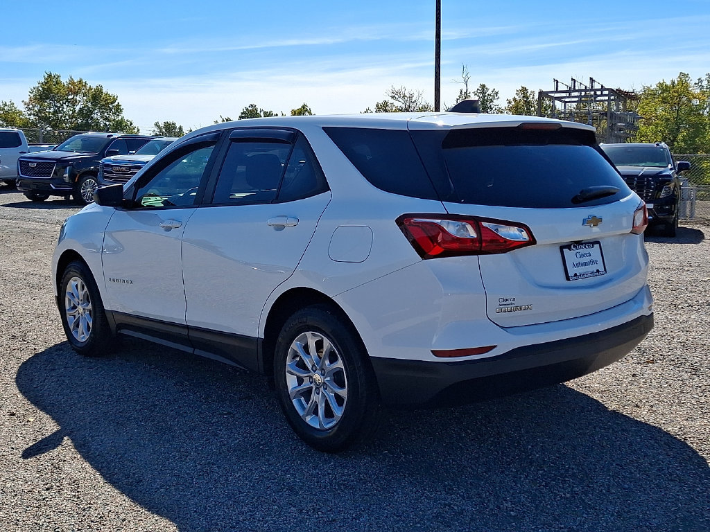 Used 2021 Chevrolet Equinox LS w/ LS Convenience Package FWD image 7