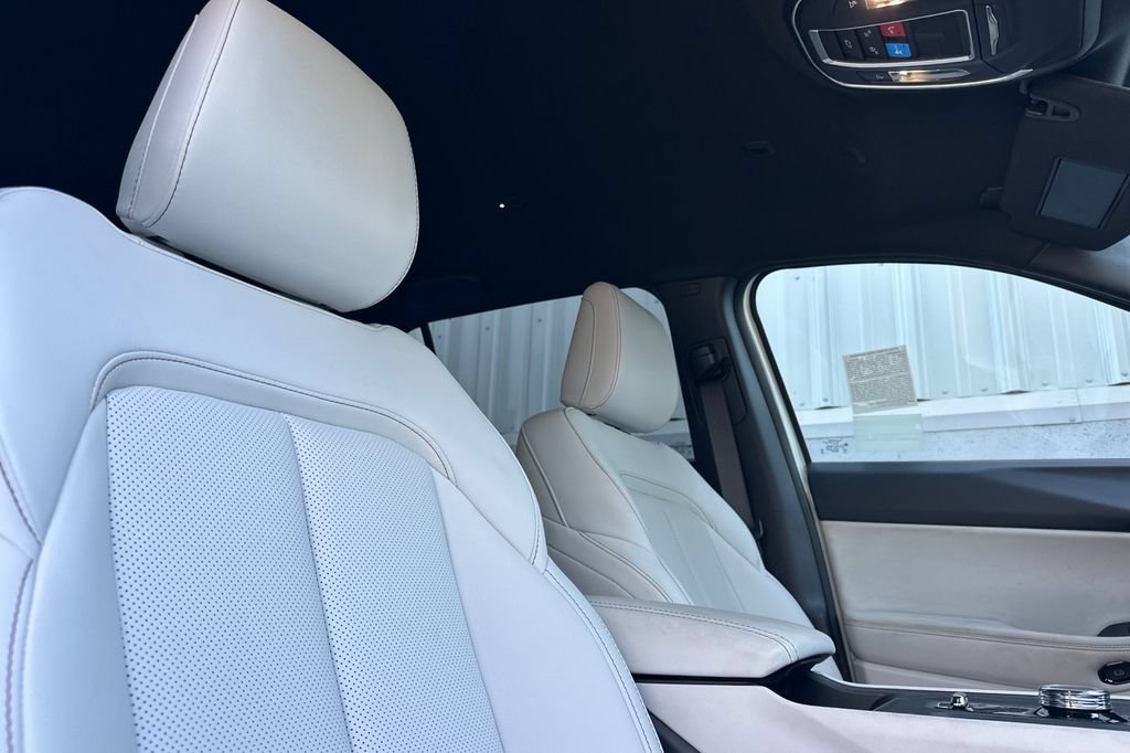New 2026 Jeep Cherokee Limited AWD/4WD image 17