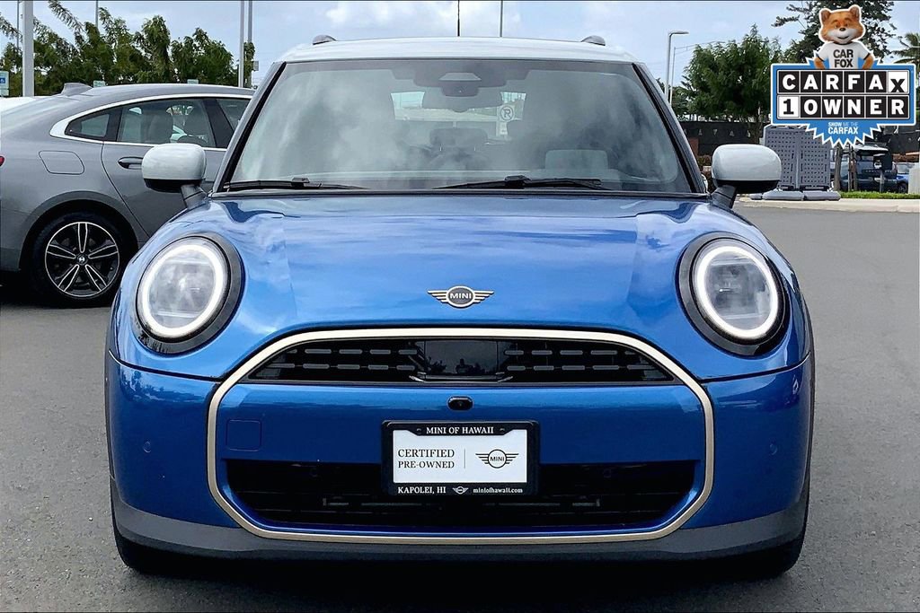 Certified 2025 MINI Cooper 4-Door Hardtop image 3