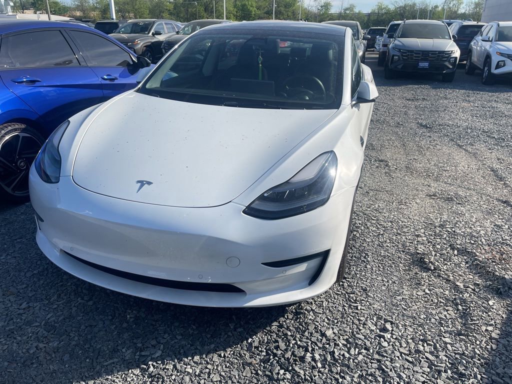 Used 2022 Tesla Model 3 Long Range AWD/4WD image 4