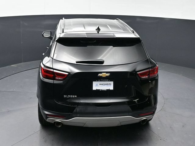 Used 2023 Chevrolet Blazer LT w/ Sound & Technology Package FWD image 27