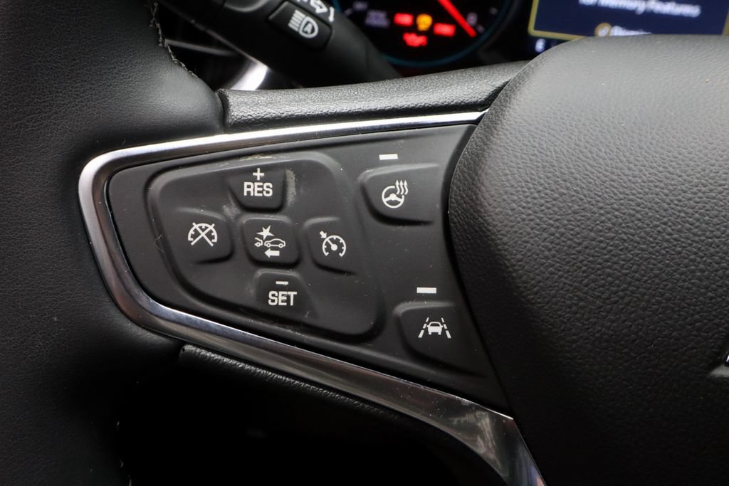 Used 2024 Chevrolet Equinox Premier AWD/4WD image 27