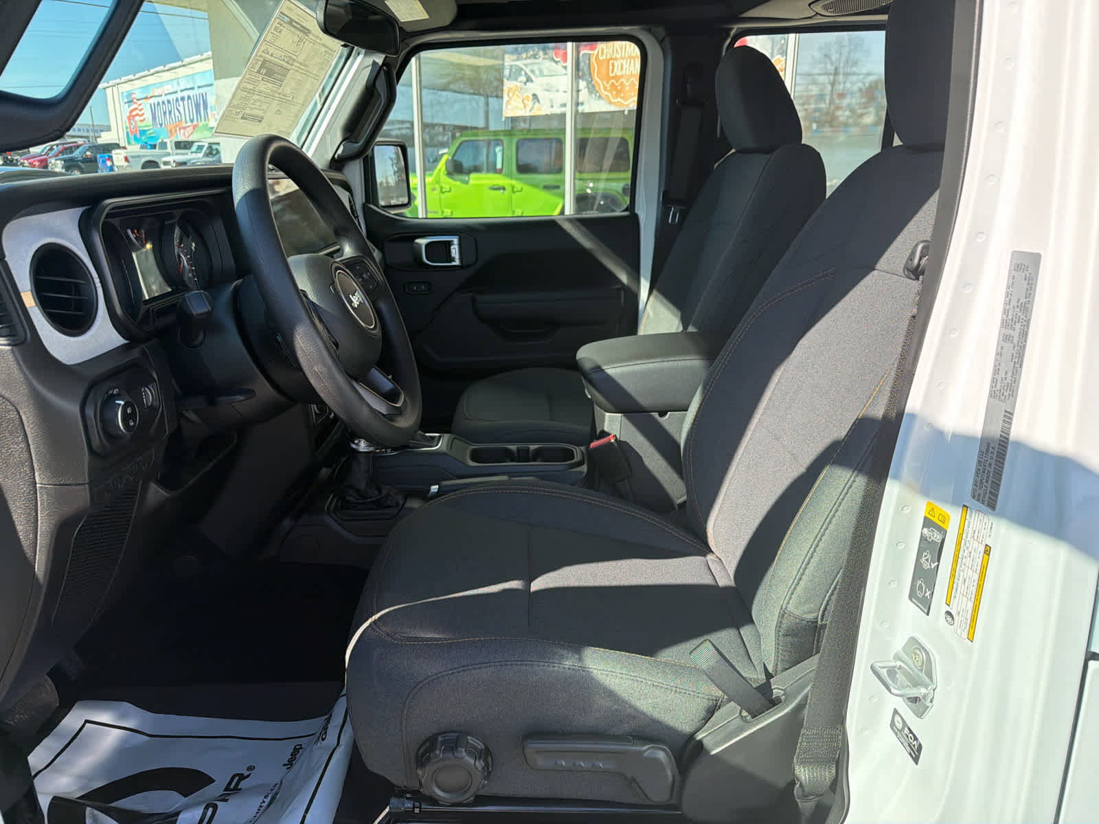 New 2026 Jeep Gladiator Sport image 18