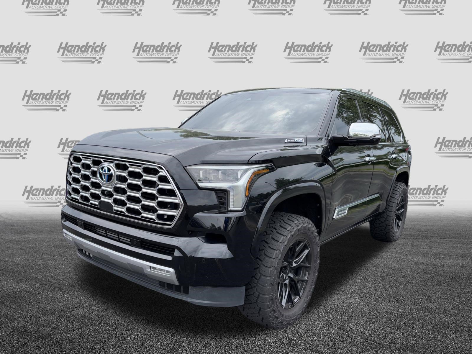 Used 2024 Toyota Sequoia Capstone AWD/4WD image 9