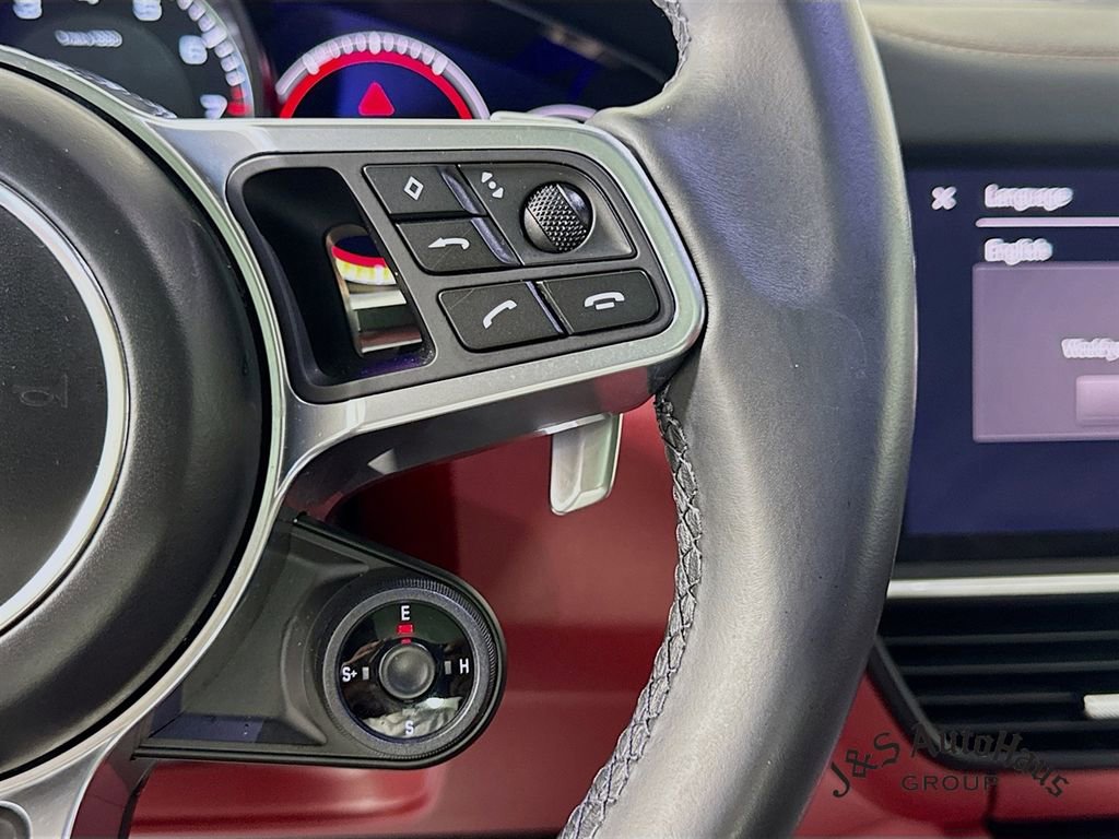 Used 2022 Porsche Cayenne E-Hybrid Coupe image 14