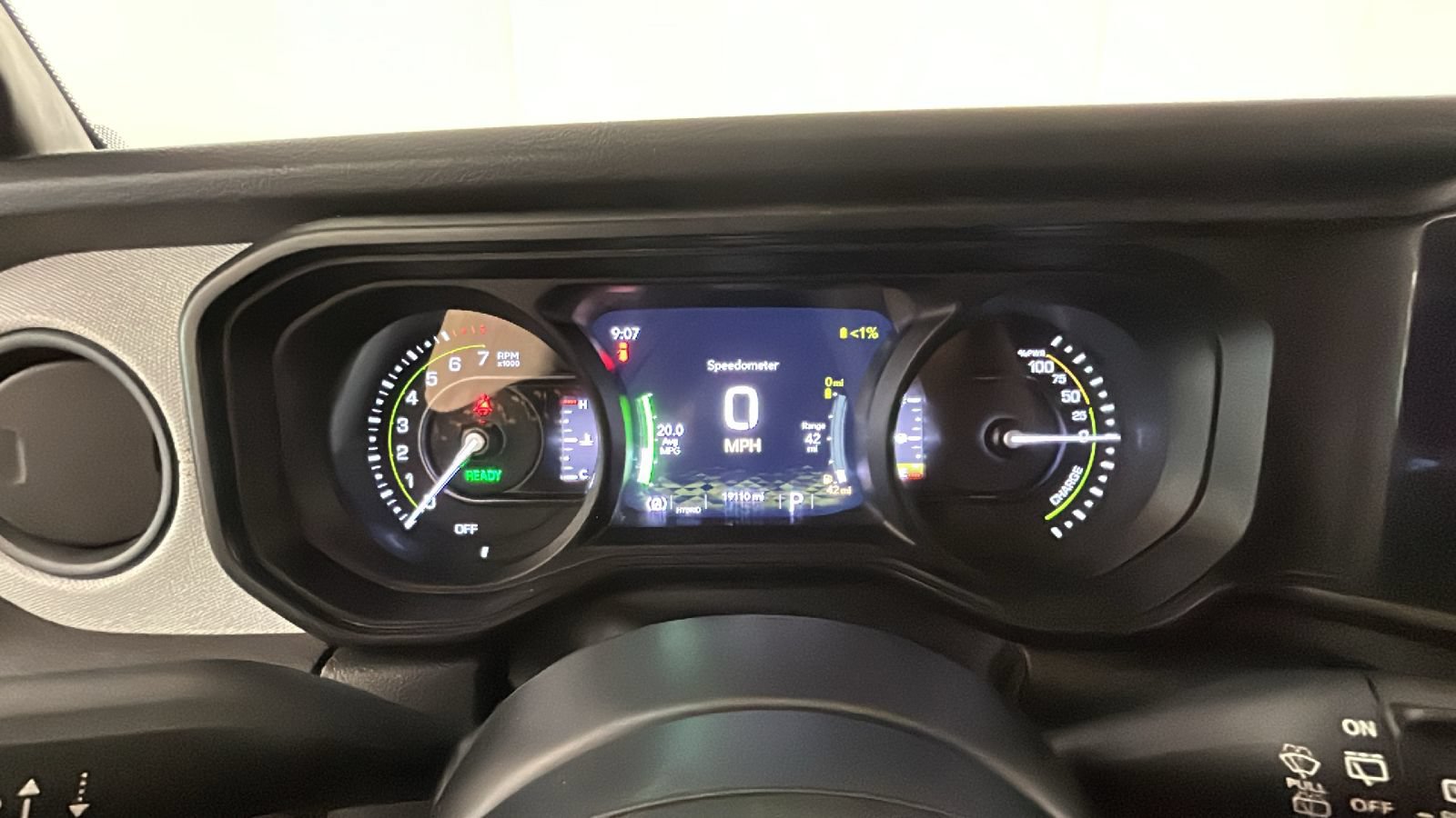 Used 2024 Jeep Wrangler Unlimited w/ Convenience Group AWD/4WD image 21