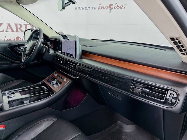 Certified 2020 Lincoln Aviator Reserve w/ Elements Package Plus image 36