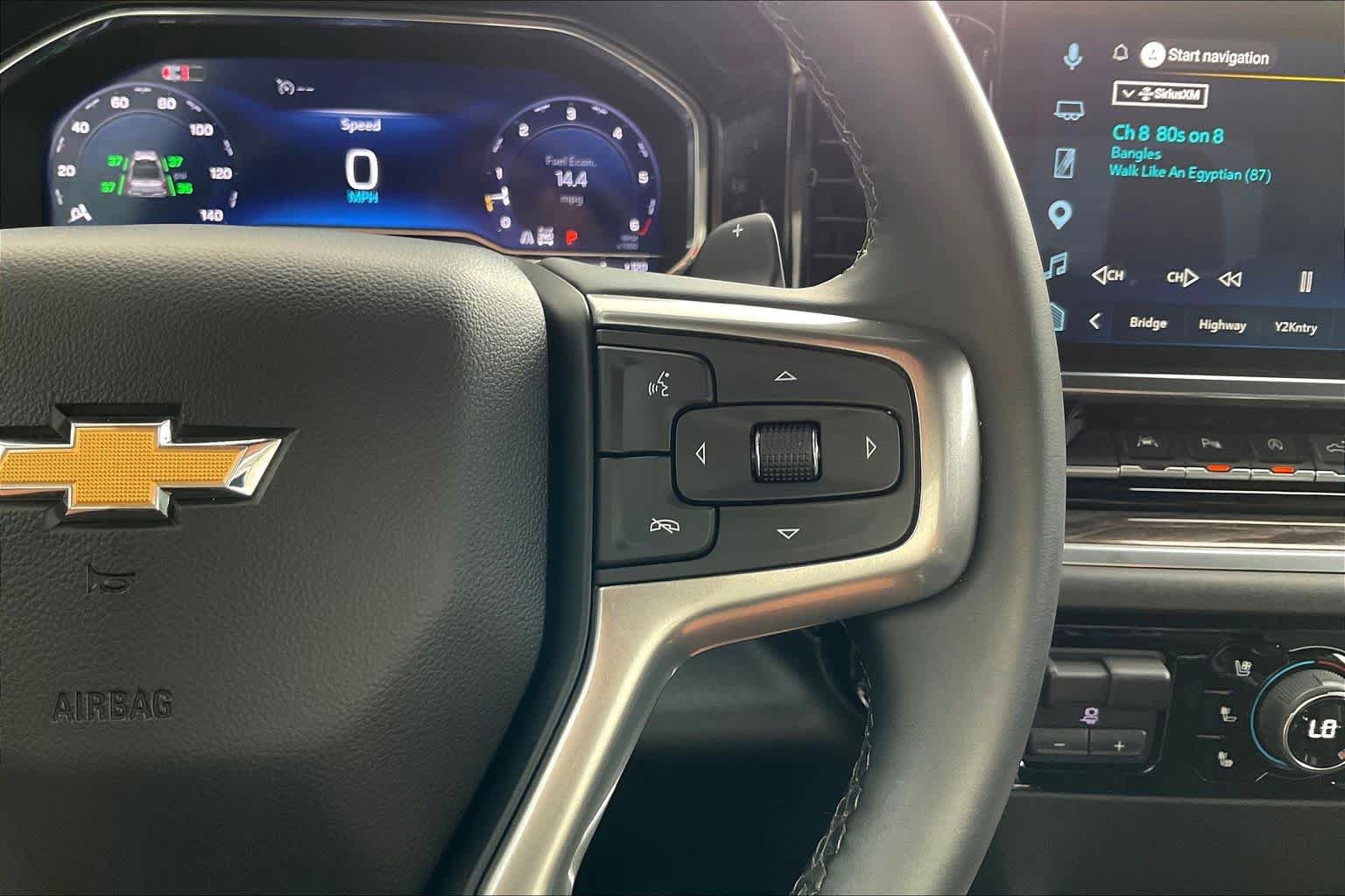 Certified 2025 Chevrolet Silverado 1500 LTZ AWD/4WD image 19