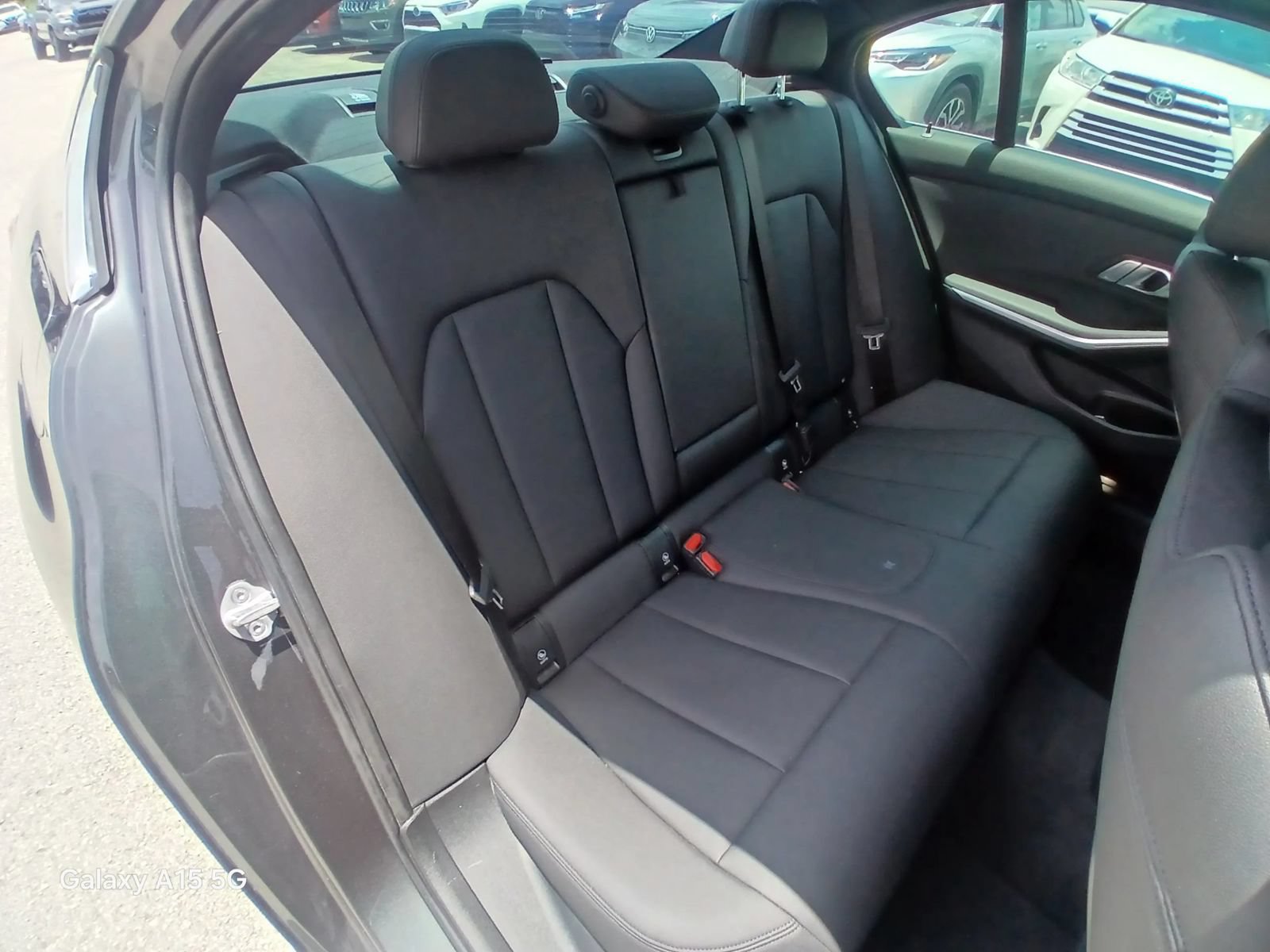Used 2021 BMW 330i Sedan w/ Premium Package RWD image 13