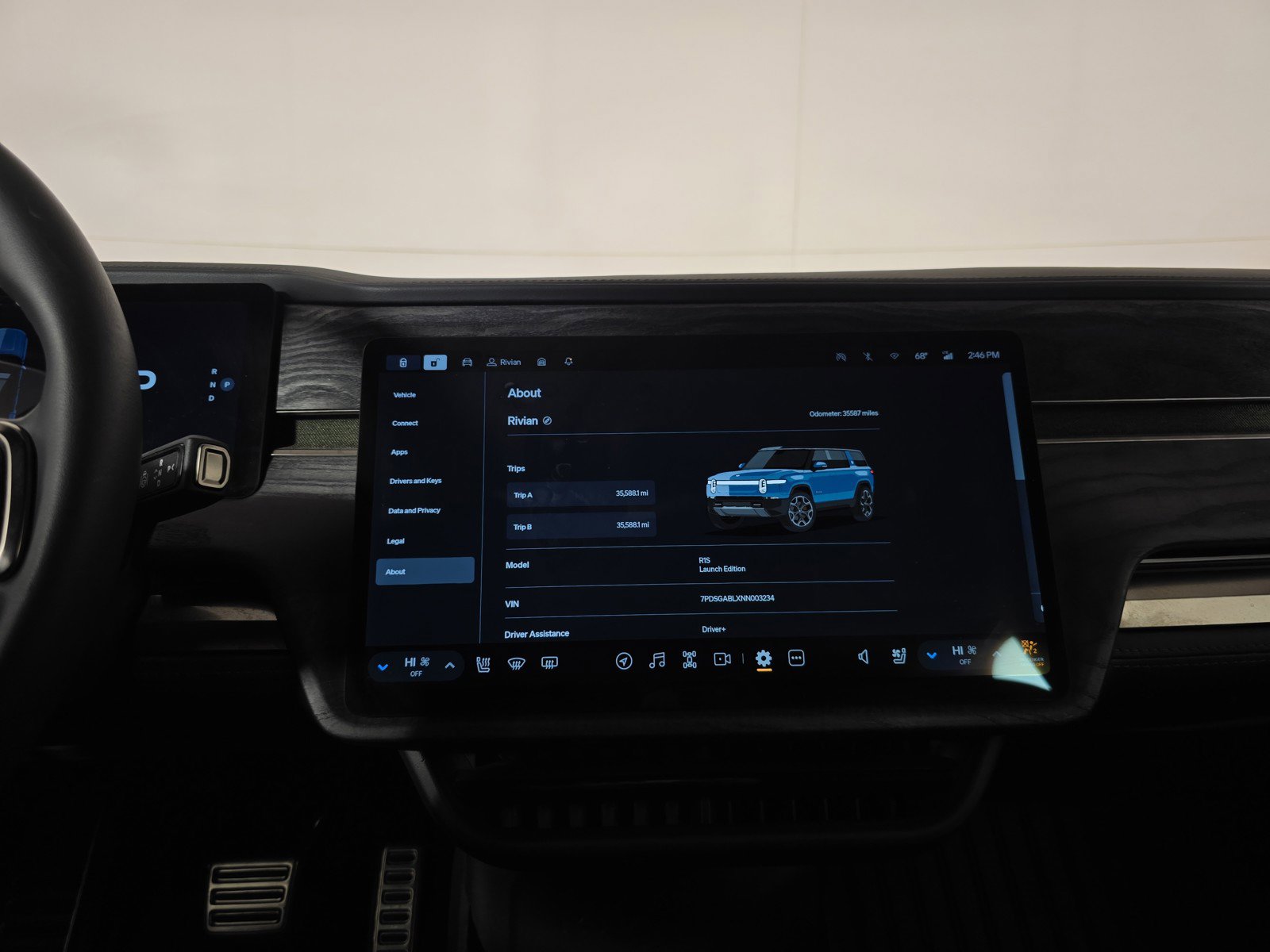 Used 2022 Rivian R1S Launch Edition AWD/4WD image 29