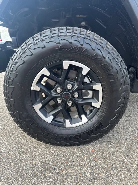 Used 2026 Jeep Gladiator Rubicon AWD/4WD image 9