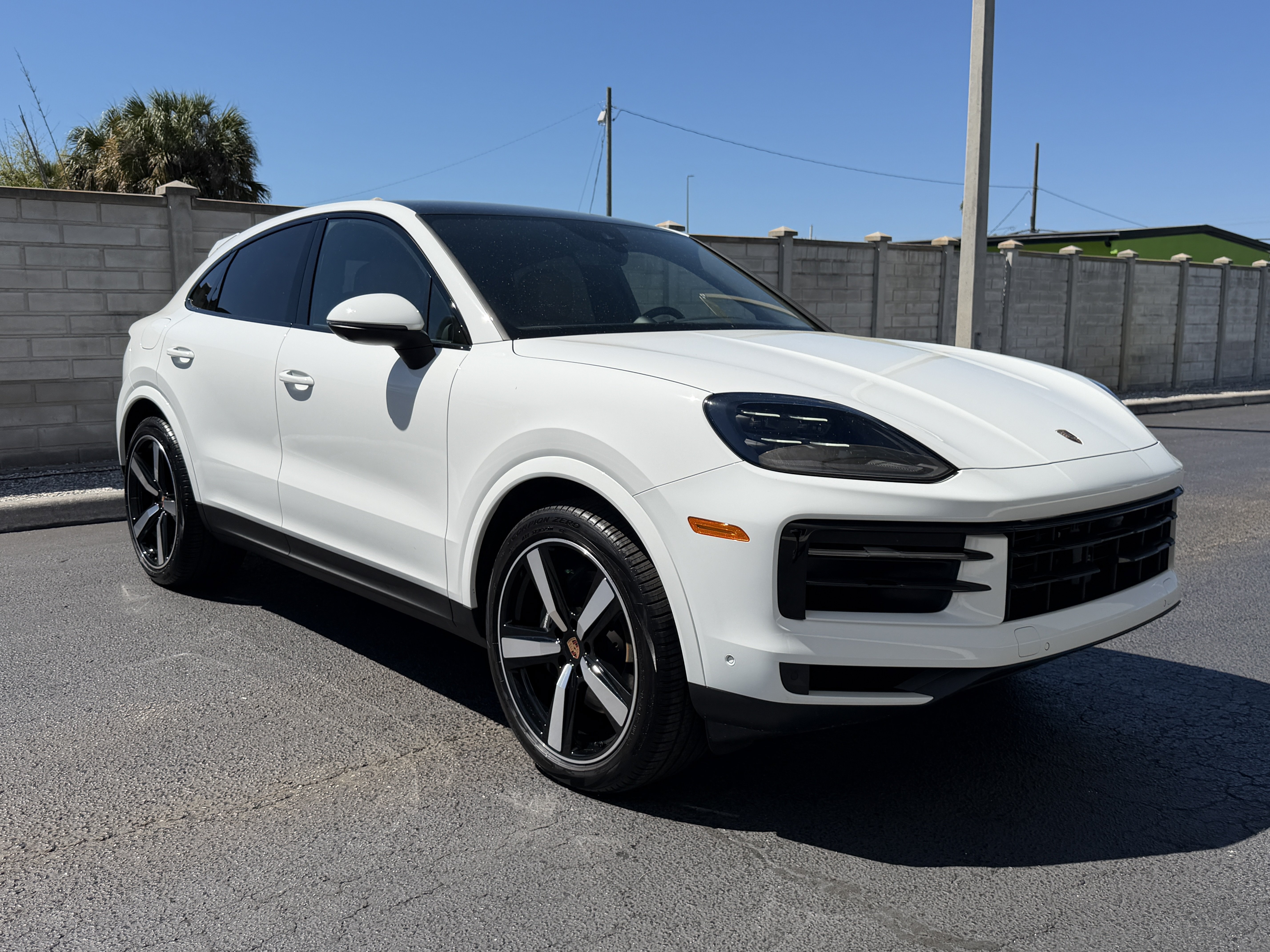 Certified 2026 Porsche Cayenne Coupe image 8