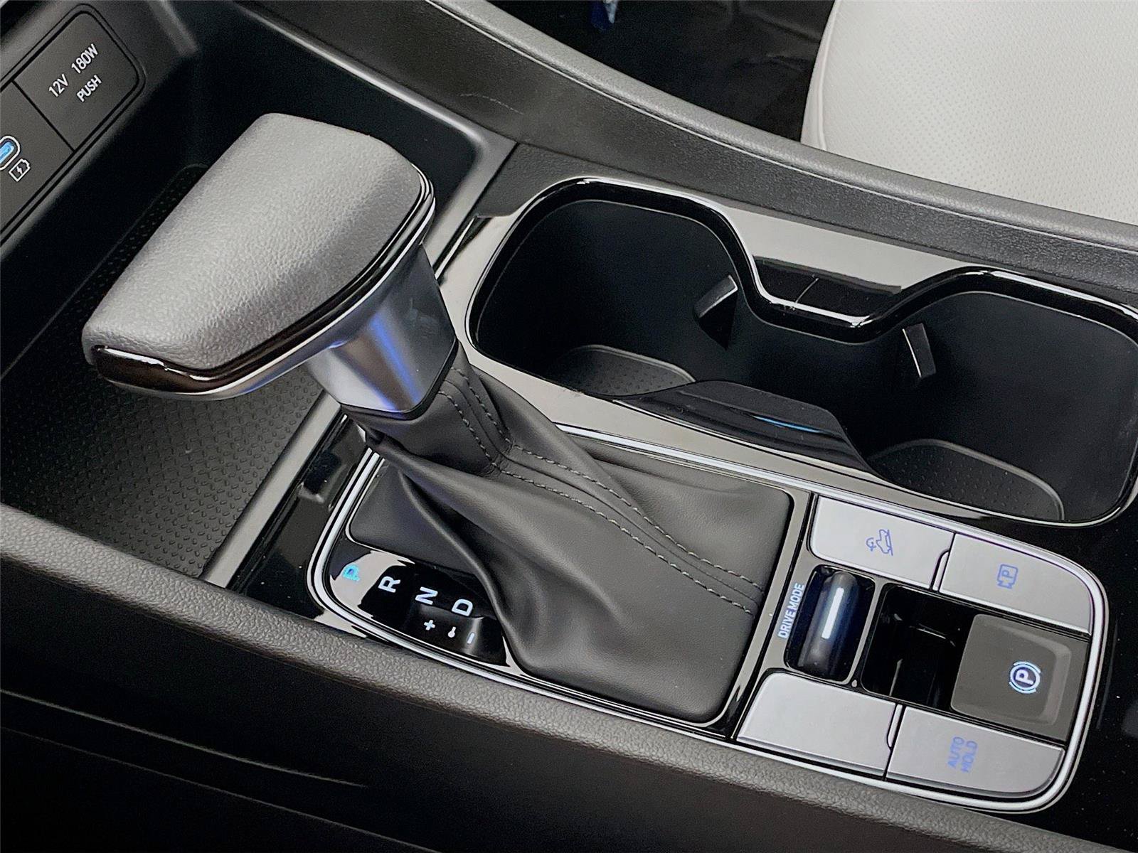 New 2026 Hyundai Santa Cruz SEL FWD image 17