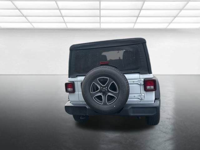 Used 2022 Jeep Wrangler Unlimited Sport image 9