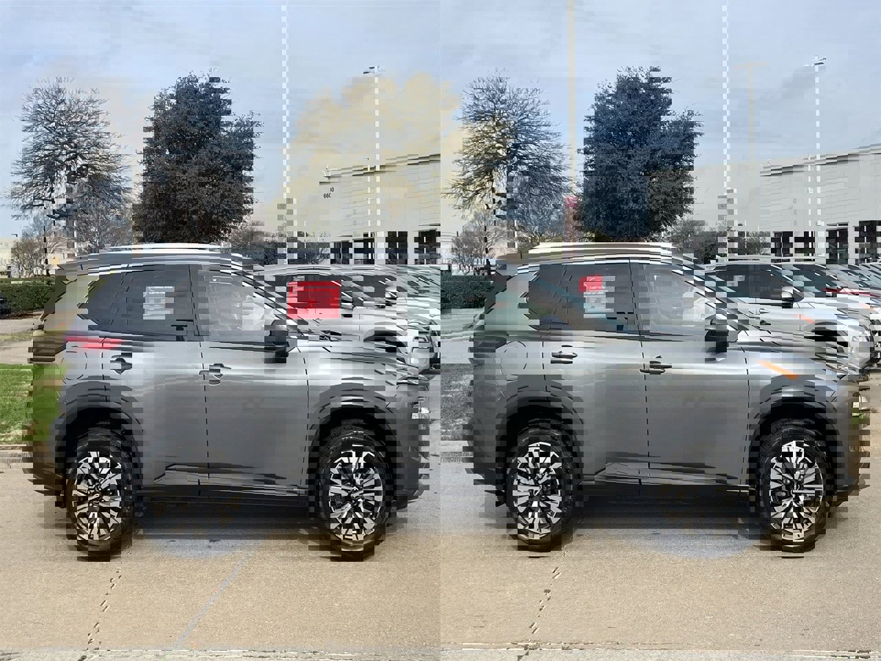 Certified 2023 Nissan Rogue SV w/ SV Premium B Package image 3