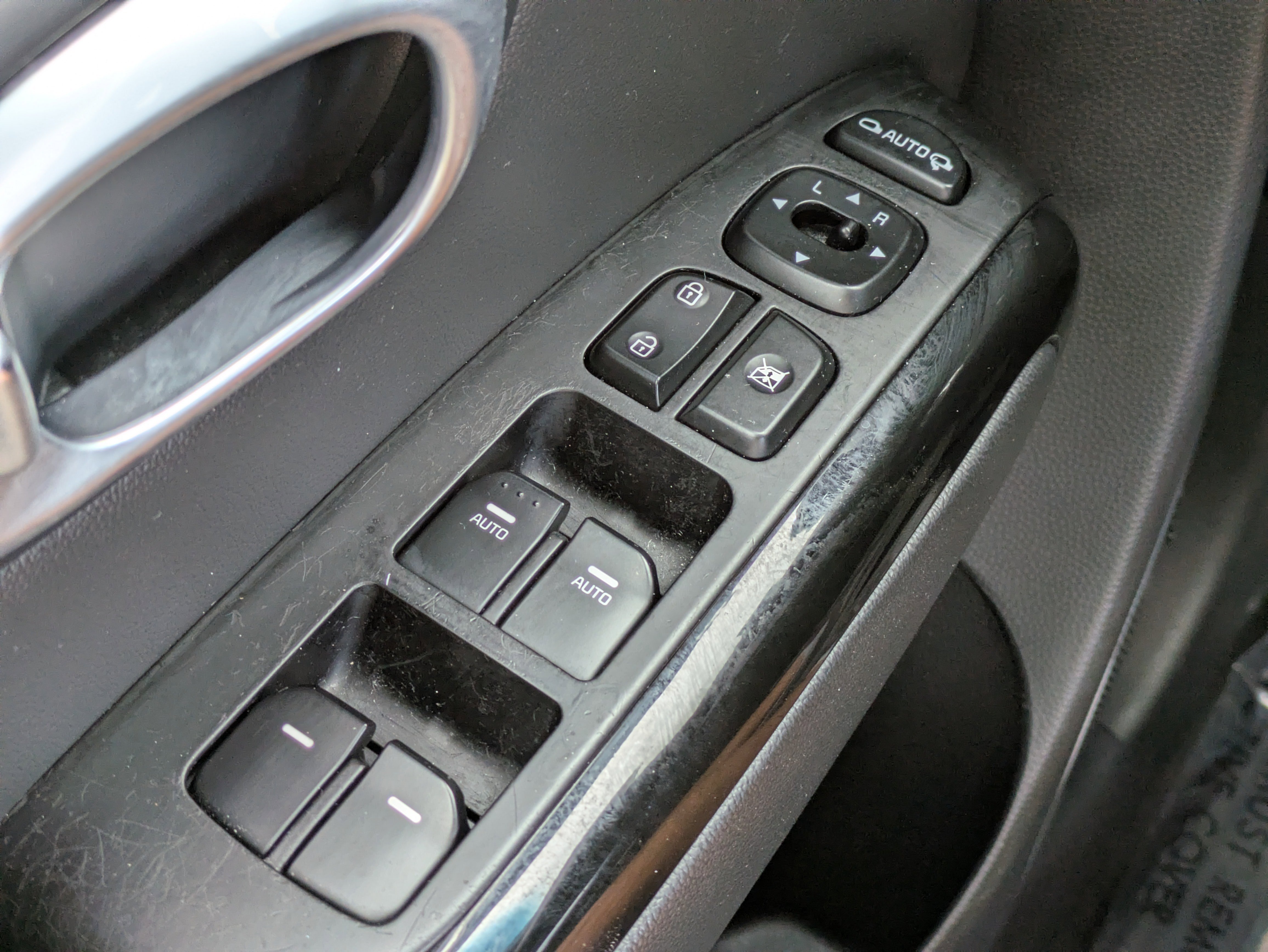Used 2014 Kia Soul ! w/ Sun & Sound Package FWD image 21