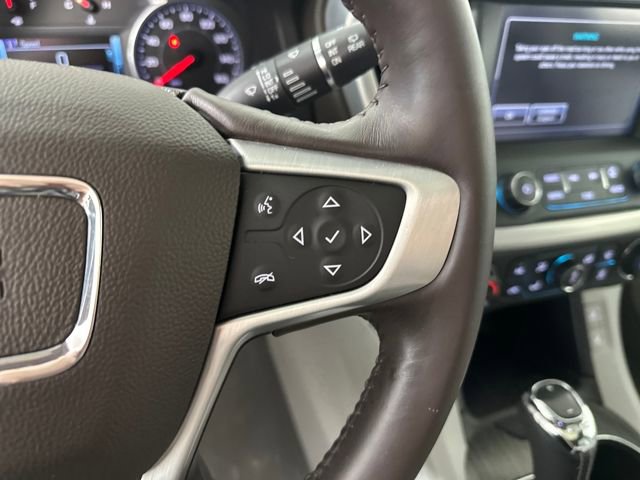 Used 2017 GMC Acadia SLT image 16